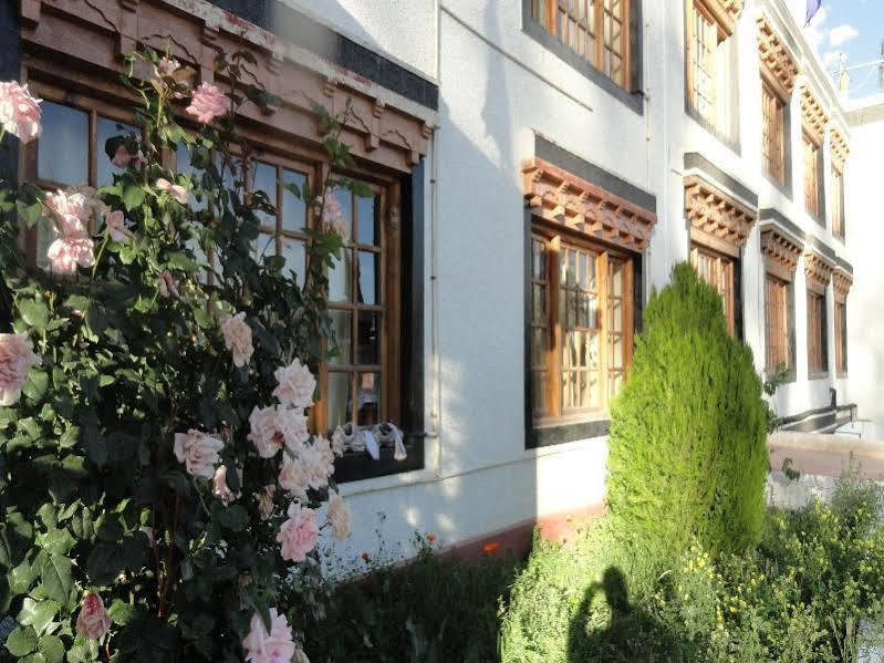 Mandala Hotel Leh Exterior photo